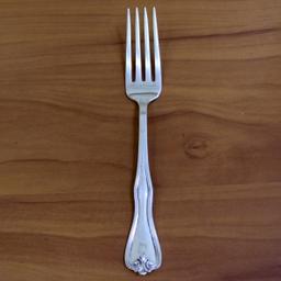 Amston "puritan" Sterling Silver Flatware Set Of 60
