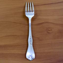 Amston "puritan" Sterling Silver Flatware Set Of 60