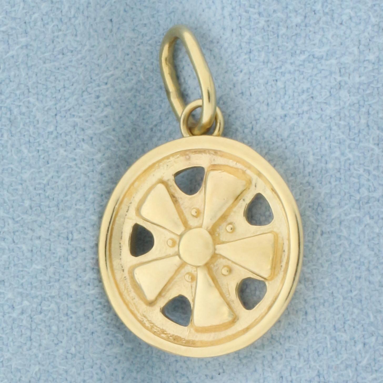 Tire Rim Charm In 14k Yellow Gold