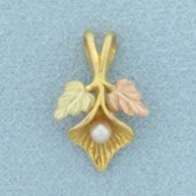 Leaves Nature Pearl Pendant In 10k Yellow, Green, And Rose Gold
