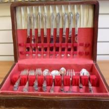 Reed And Barton Dancing Flowers Sterling Silver Flatware - Set Of 55
