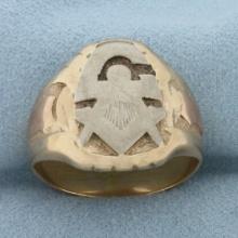 Mens Vintage Masonic Ring In 14k Yellow Gold