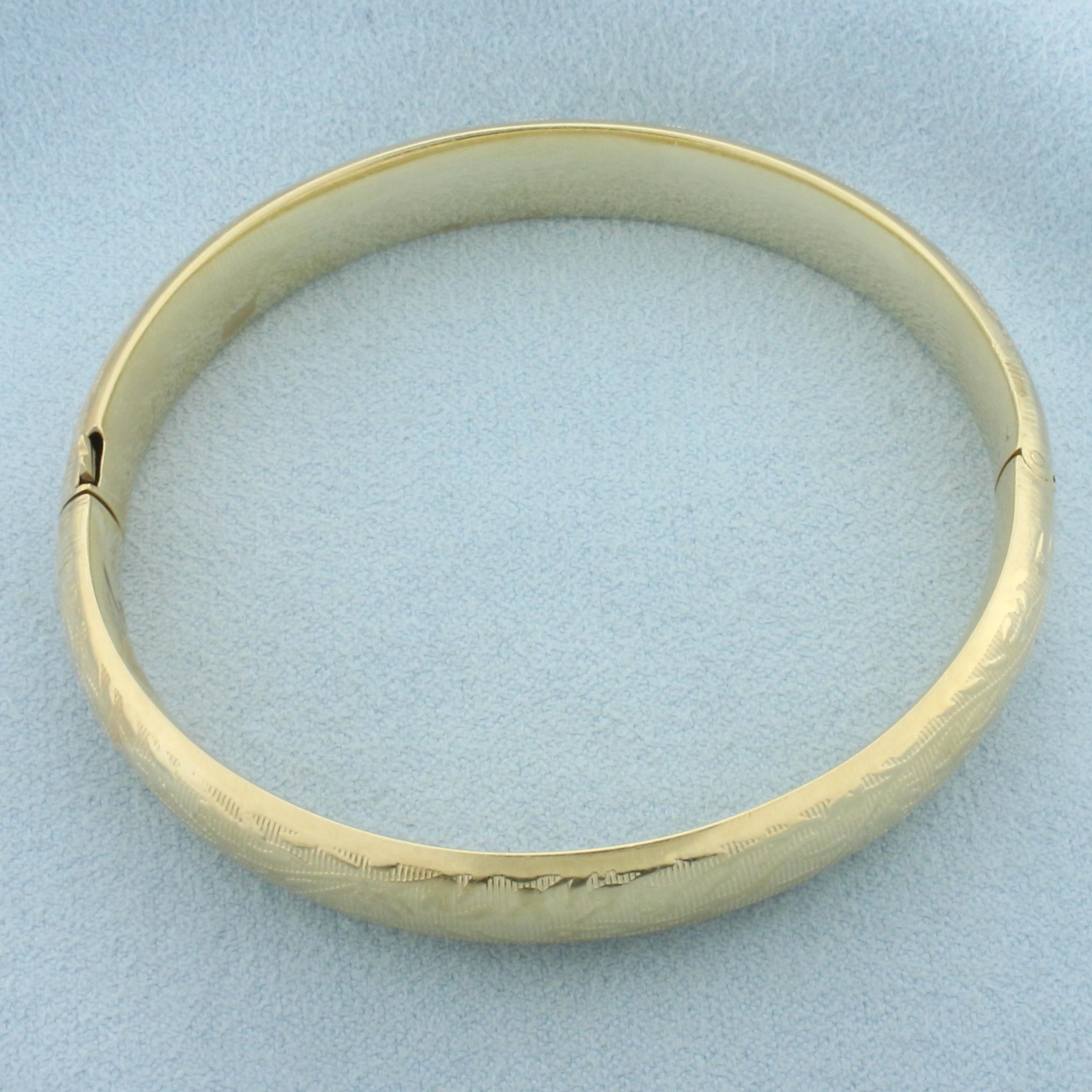 Nature Flower Design Engraved Hinged Bangle Bracelet In 14k Yellow Gold
