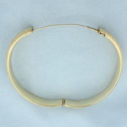 Nature Flower Design Engraved Hinged Bangle Bracelet In 14k Yellow Gold