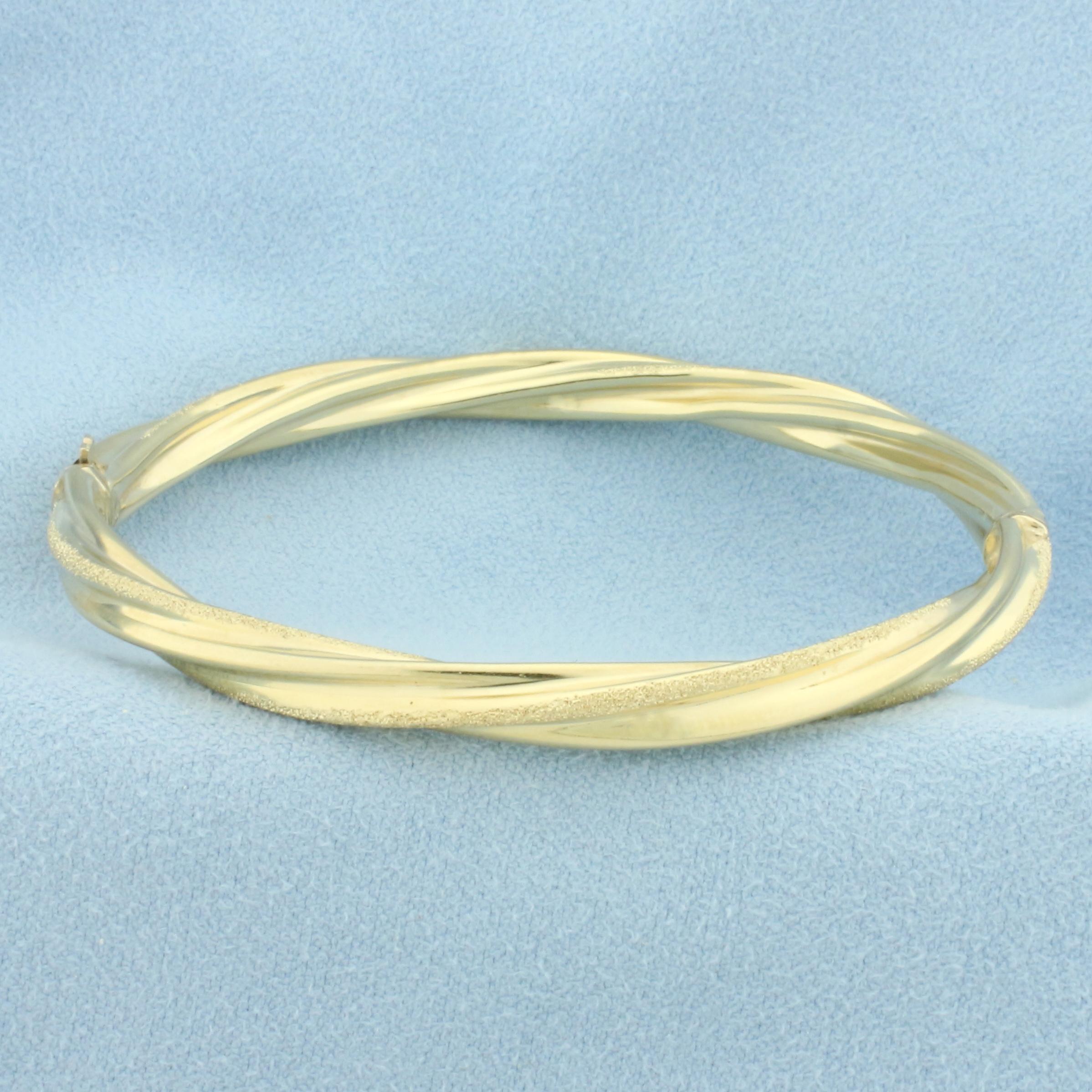 Twisting Rope Design Bangle Bracelet In 14k Yellow Gold