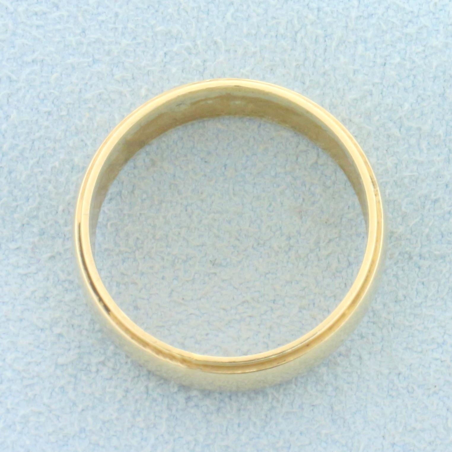 Womans Step Edge Wedding Band Ring In 14k Yellow Gold