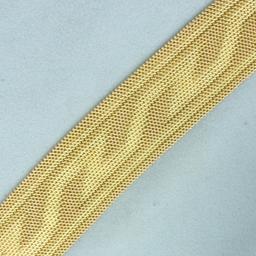 Wave Design Heavy Mesh Bracelet In 18k Yellow Gold