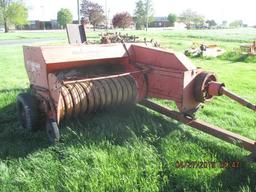 AC 303 Small Square baler