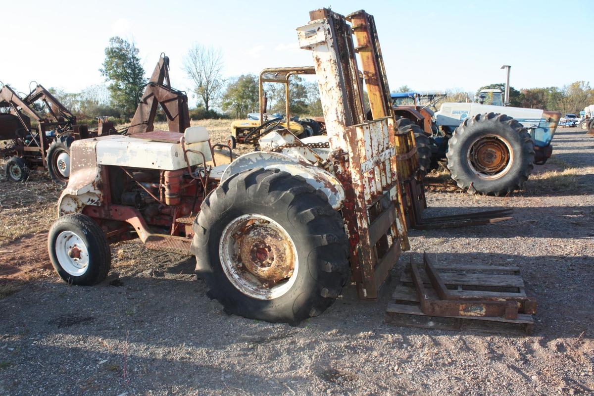 Ford / Marshall forklift