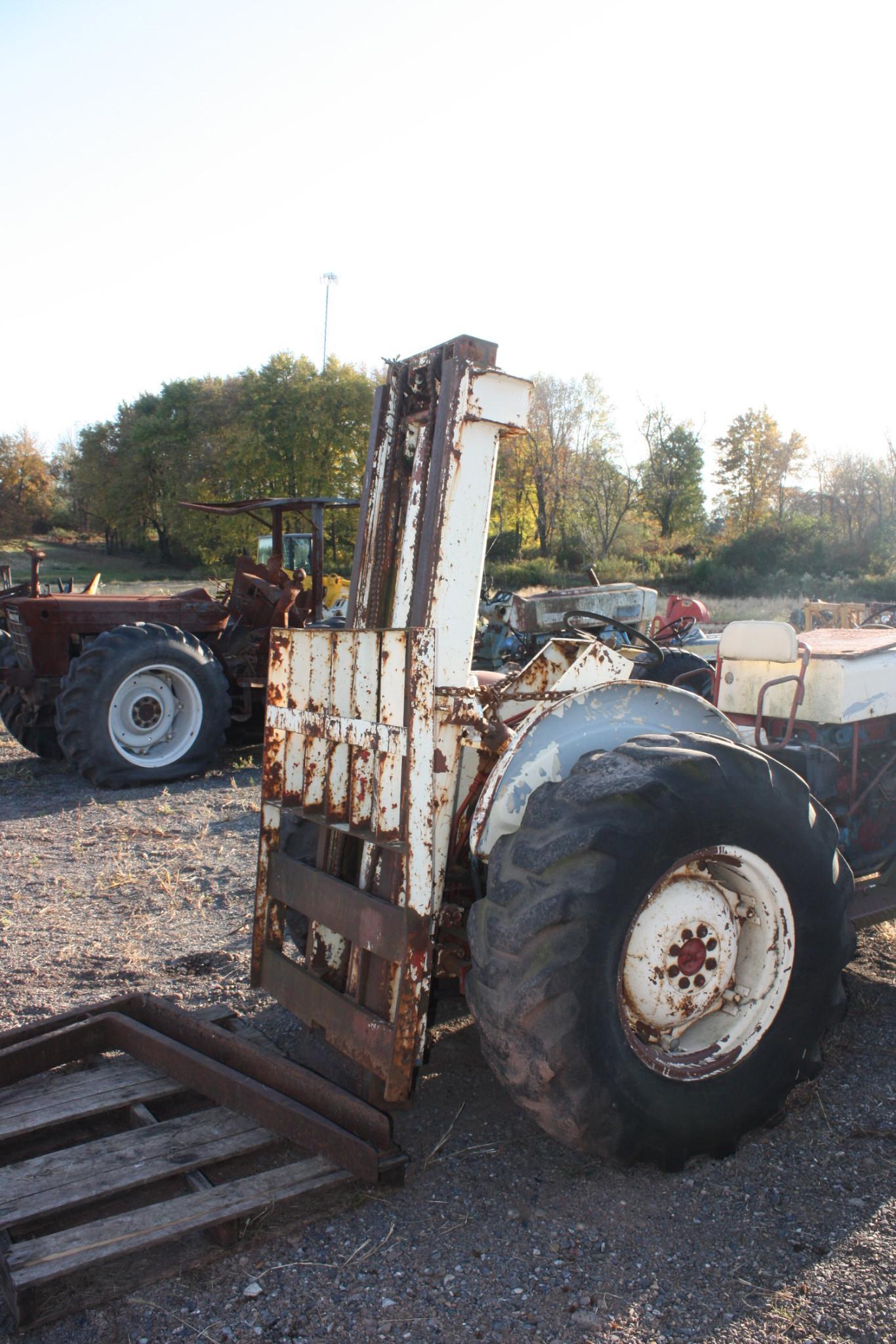 Ford / Marshall forklift