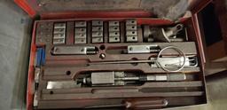 Van Norman 777s boring bar and tools