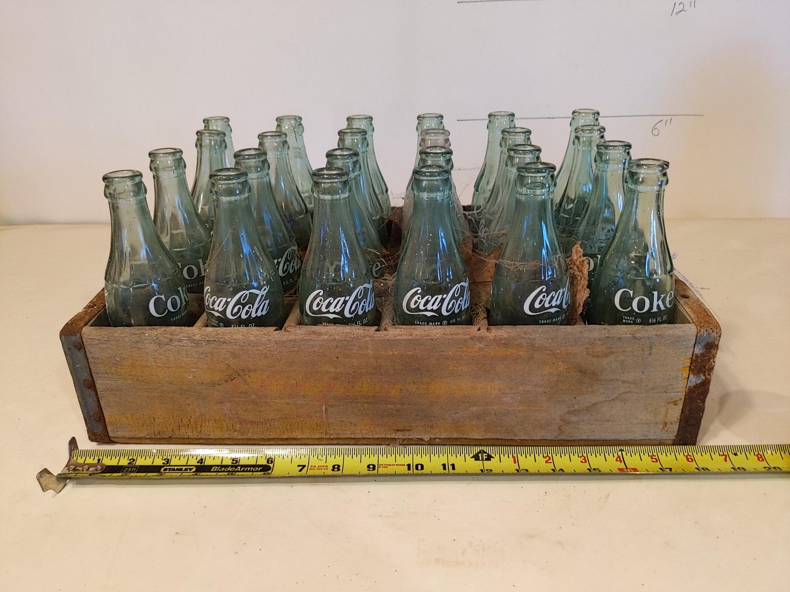 Vintage Coca-Cola wooden case w/ bottles
