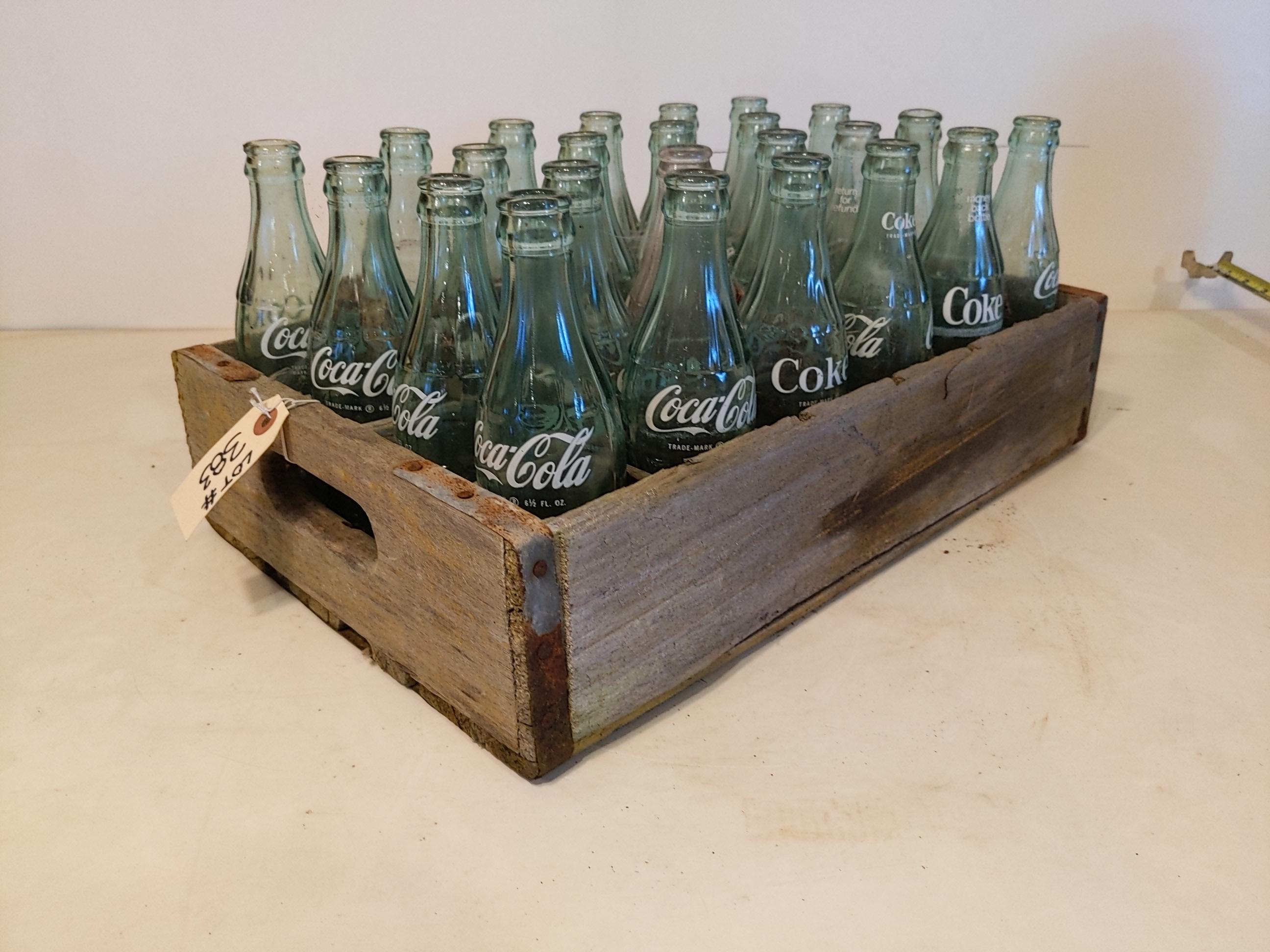 Vintage Coca-Cola wooden case w/ bottles