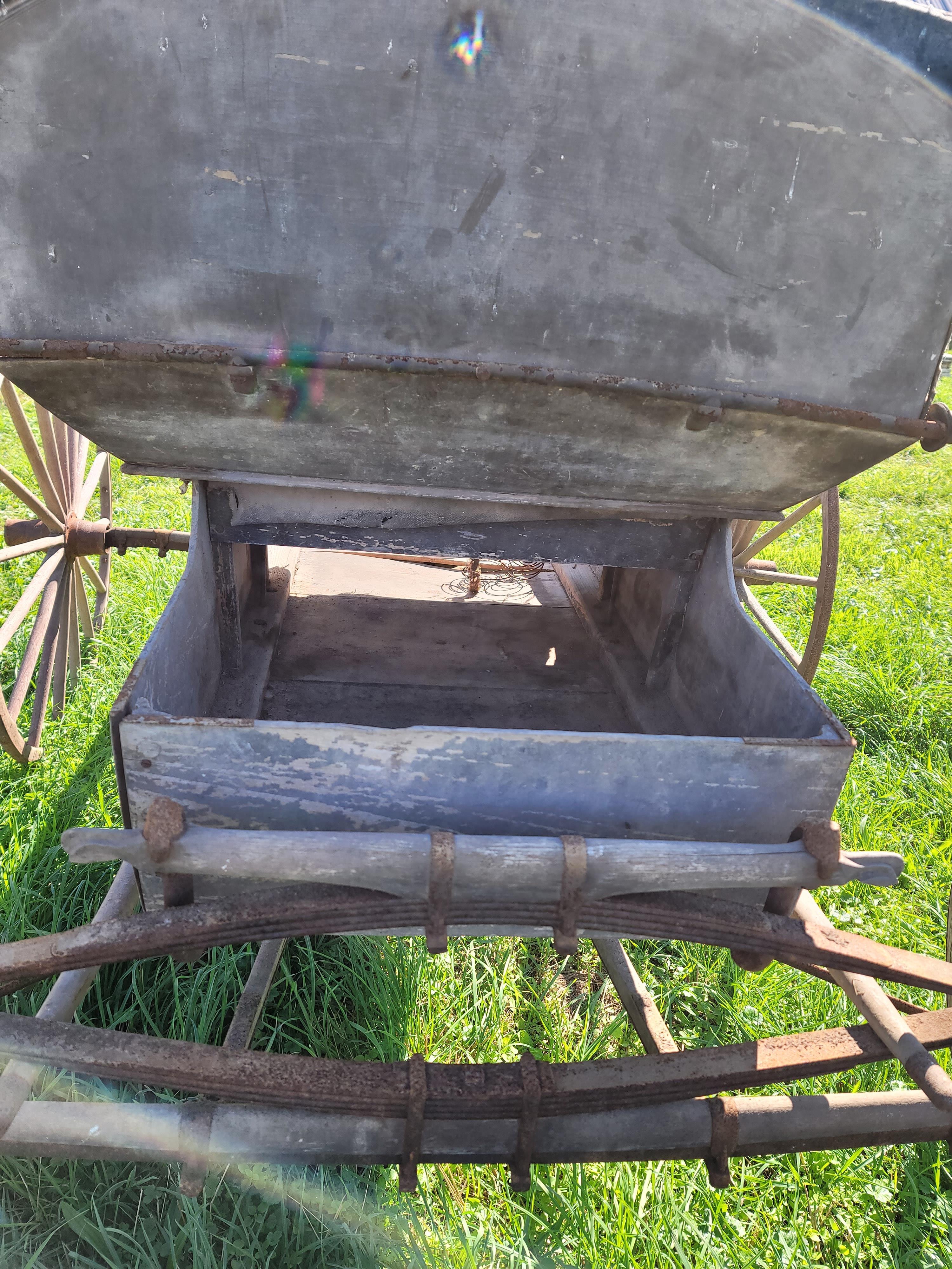 Buckboard wagon