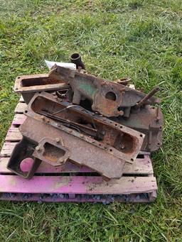 Pallet of misc JD 720-730 parts