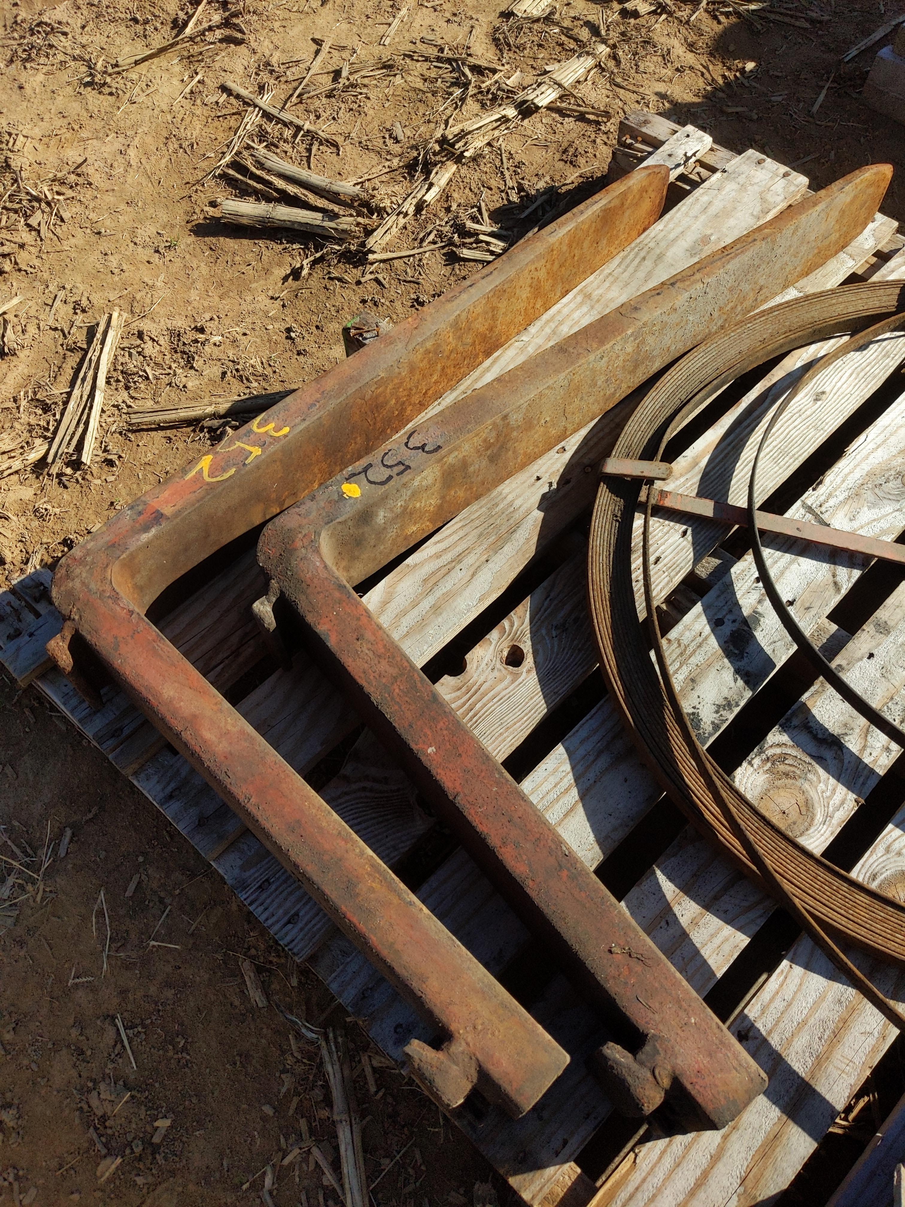Pallet forks