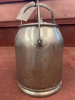 SS Milk pail w lid