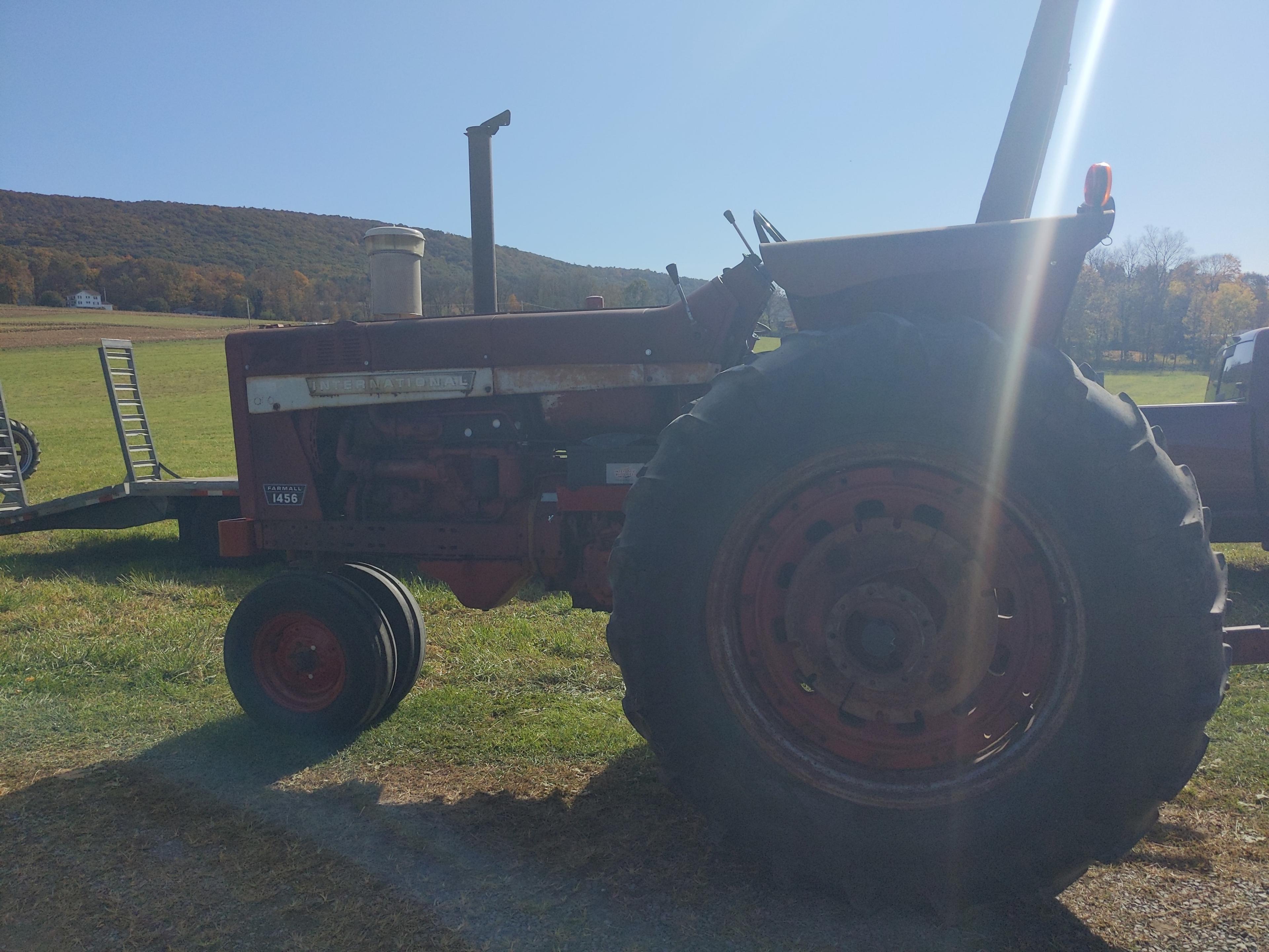 Farmall 1456, row crop, TA,  3 pt, 1000 pto
