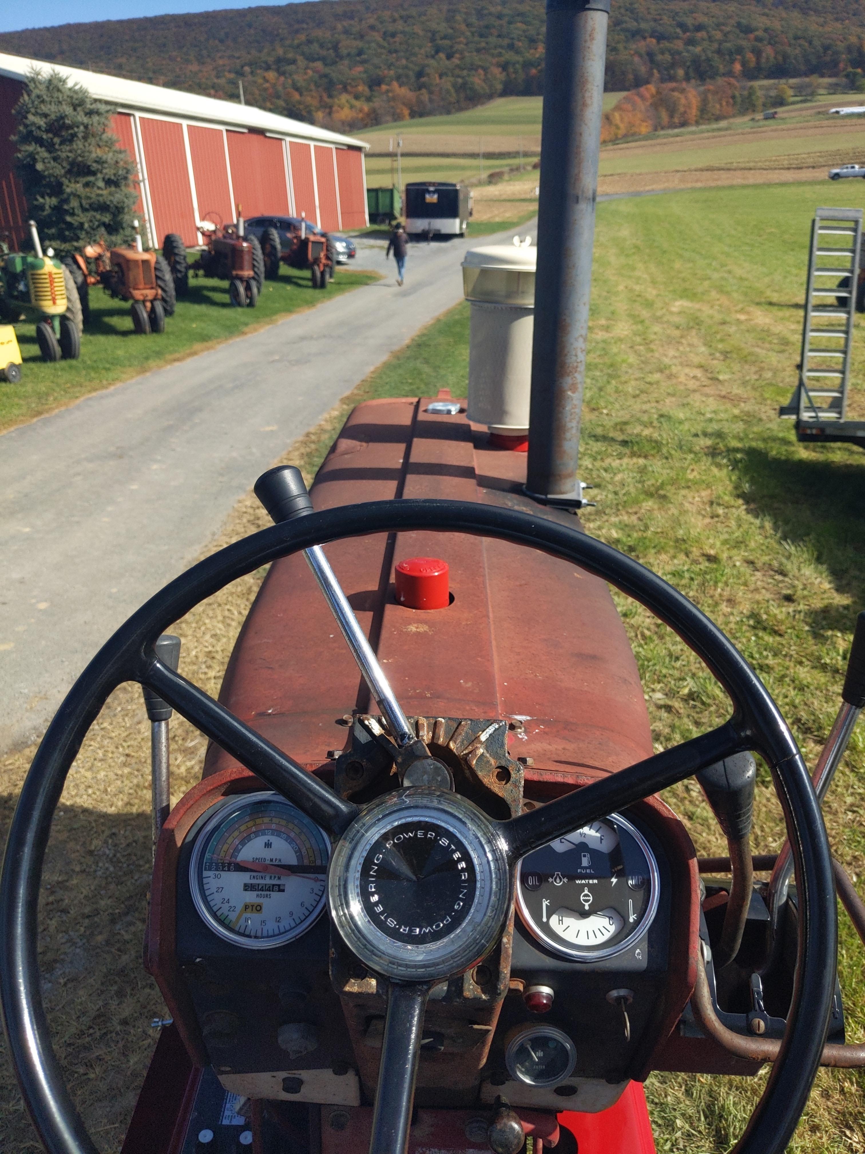 Farmall 1456, row crop, TA,  3 pt, 1000 pto
