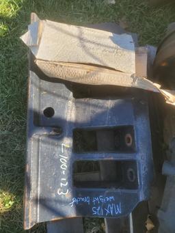 MAX 125 weight bracket.