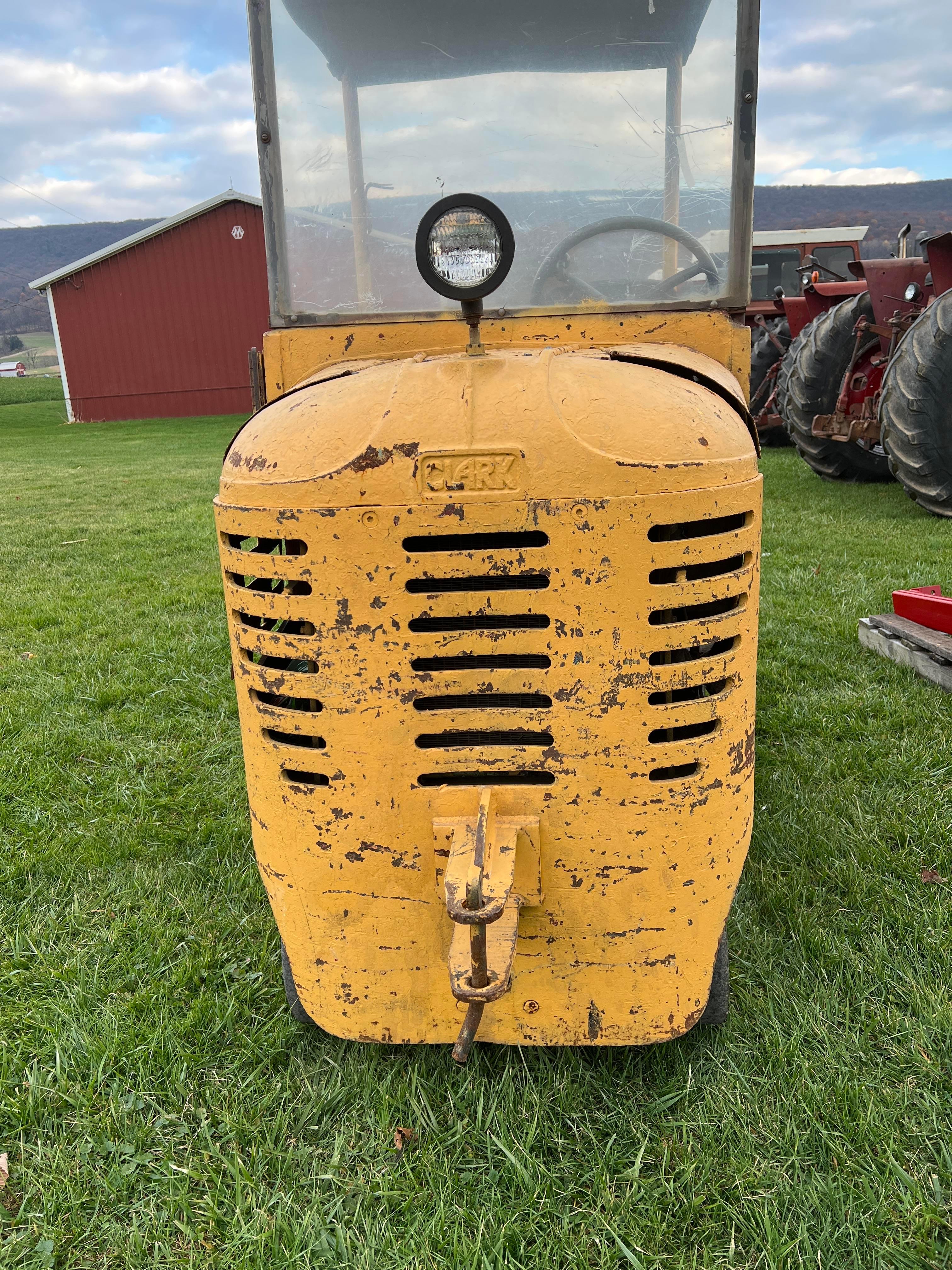Clark airport tug