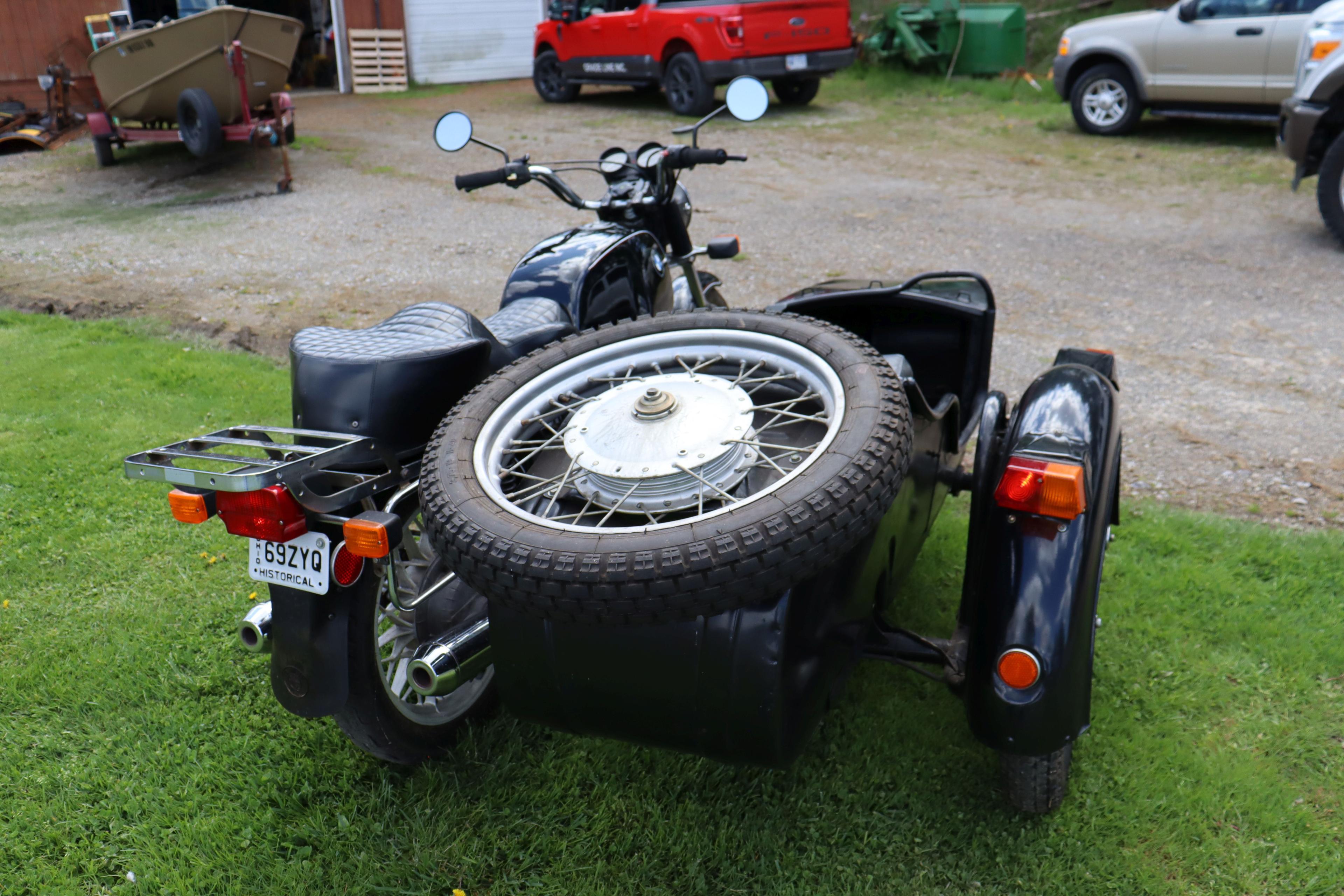 1981 BMW  R100 motorcycle with side car, 32,355 miles, VIN 6175201