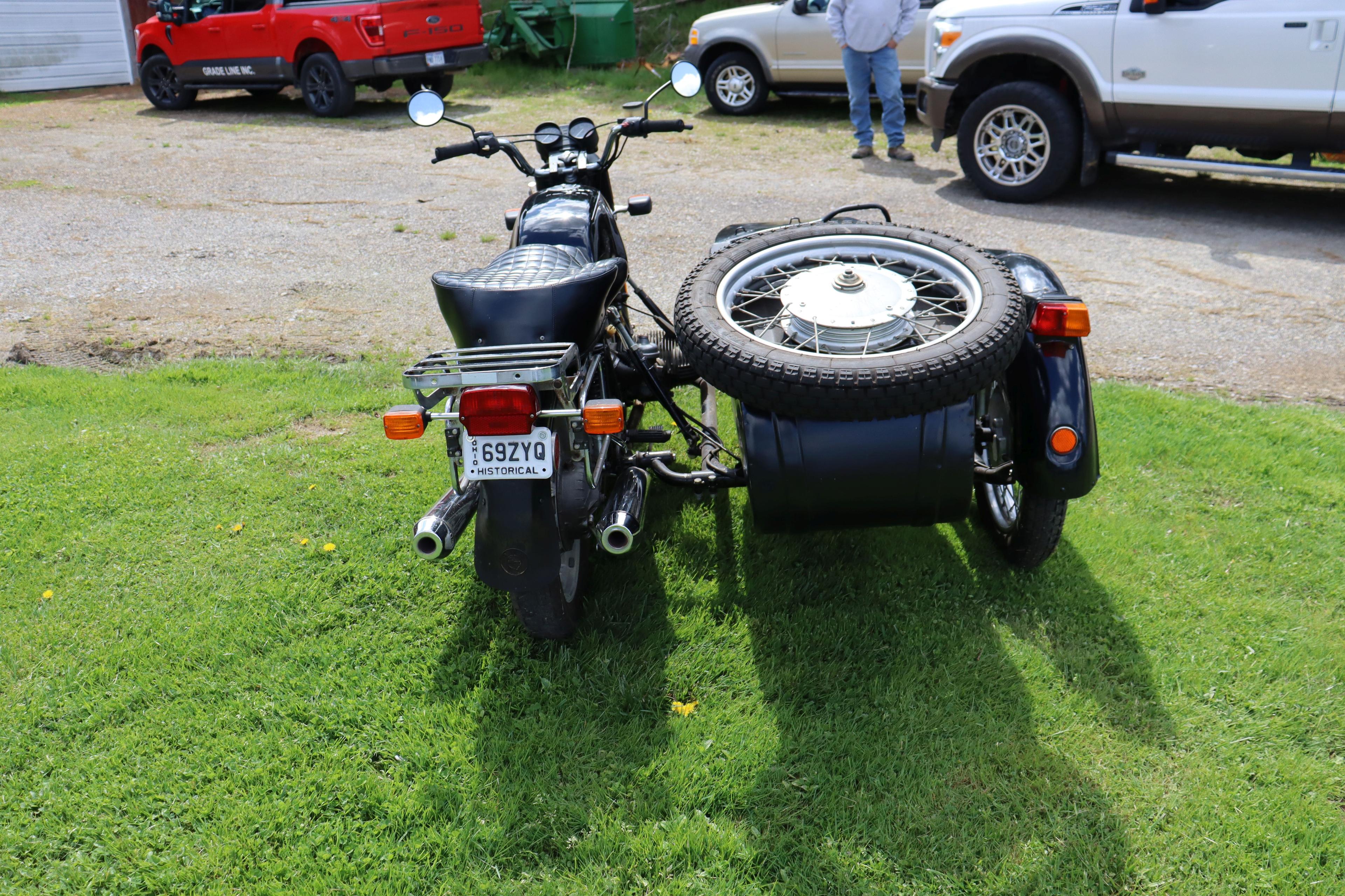 1981 BMW  R100 motorcycle with side car, 32,355 miles, VIN 6175201