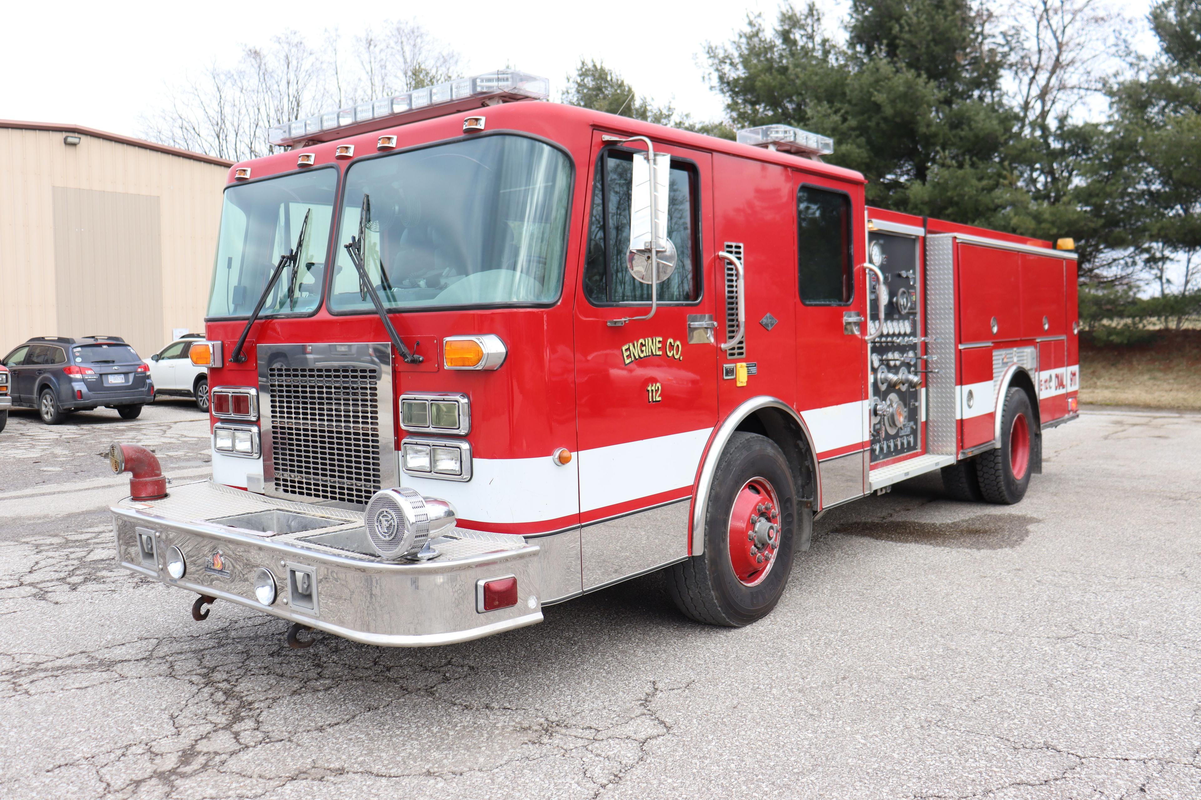 1999 Ferrara/Spartan fire truck pumper, Cummins 8.3L diesel engine, 1,000 g