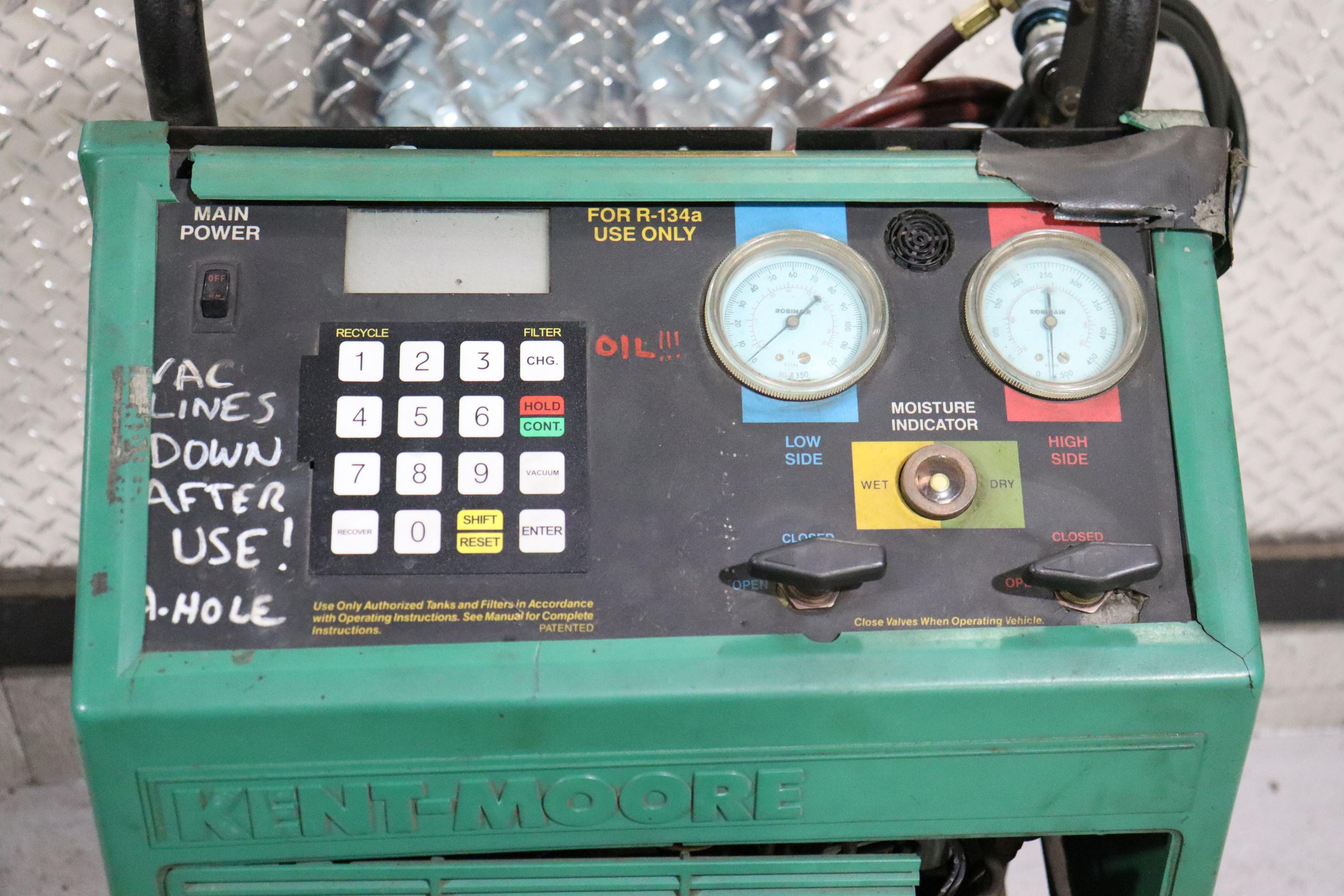 Kent Moore A/C machine with Freon tank