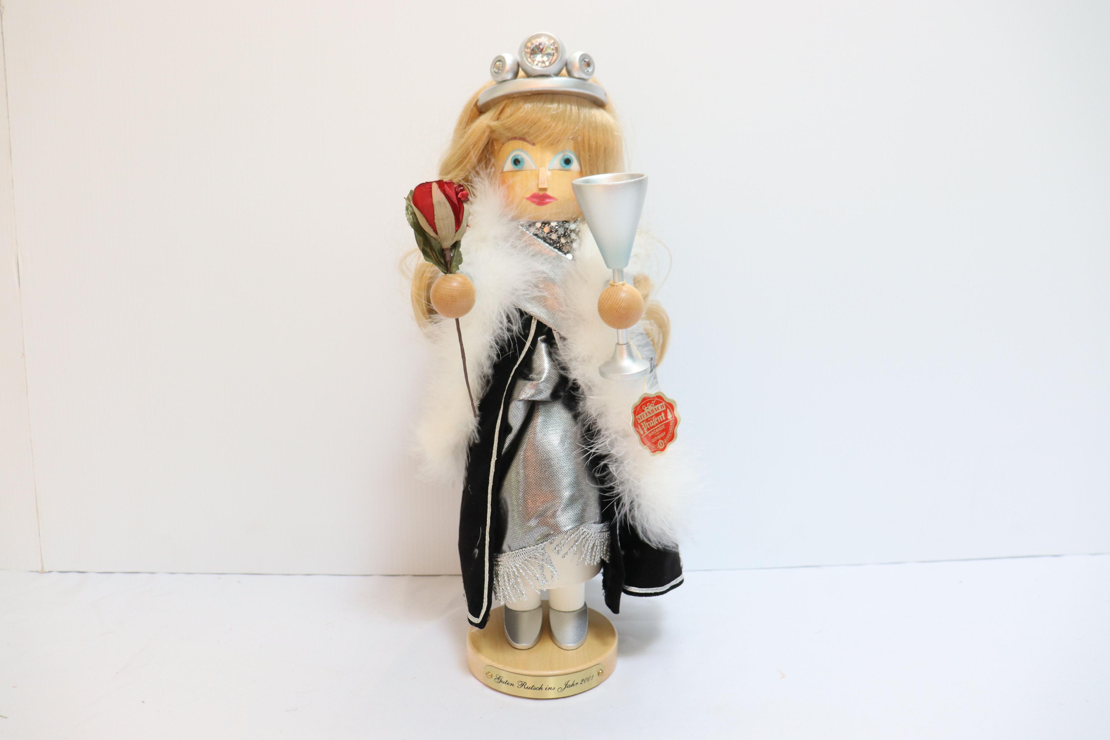 Steinbach   Nutcracker S1702- Millennium Girl