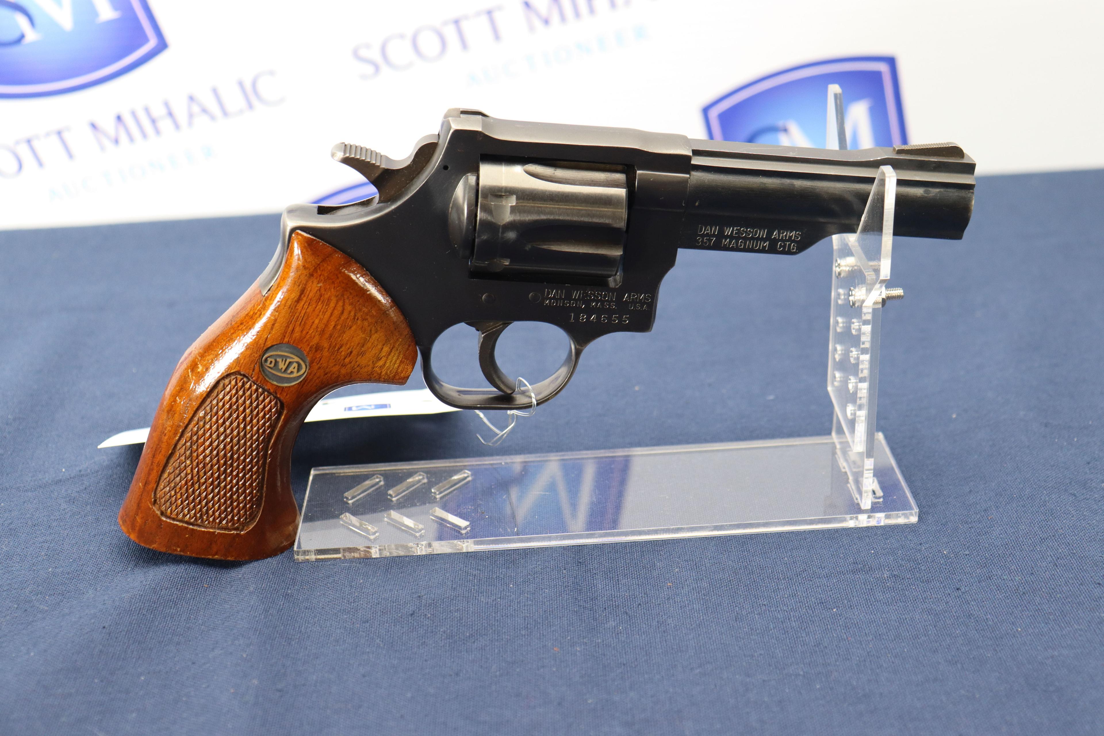 Dan Wesson Arms Model 357 Magum CT6