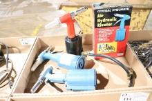 Central Pneumatic Air hydraulic riveter