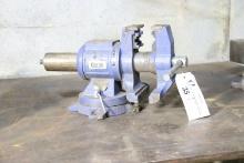 Forge bench vise