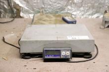 Toledo Mettler digital scale