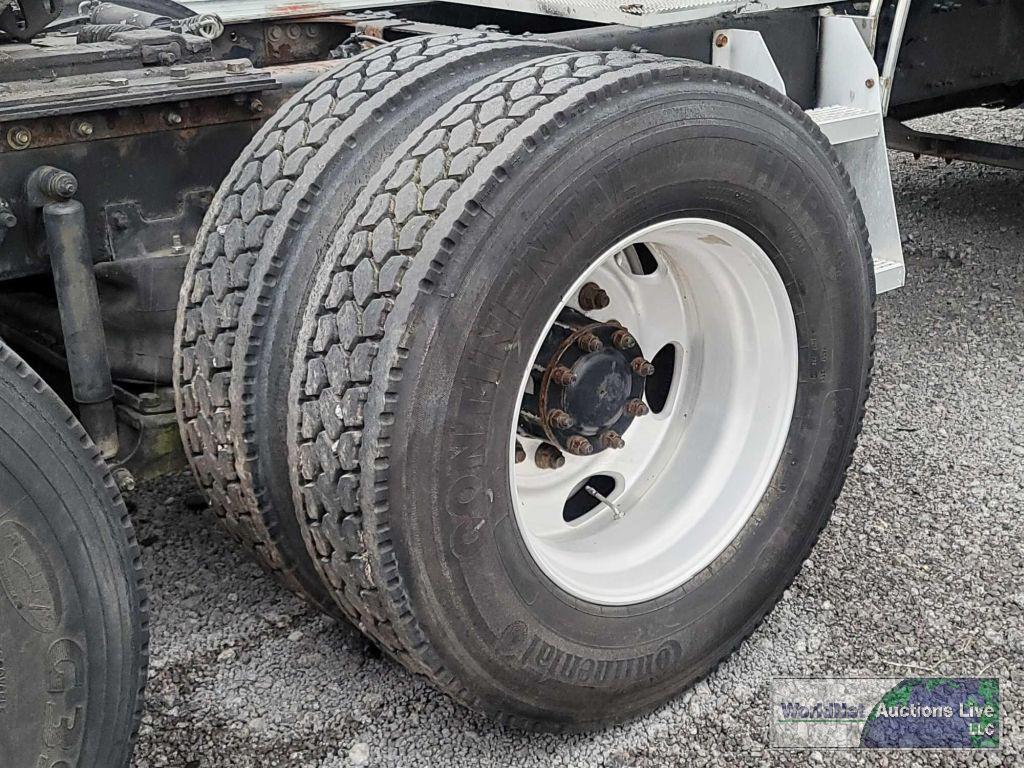 2005 MACK CXN613 TANDEM AXLE TRUCK TRACTOR