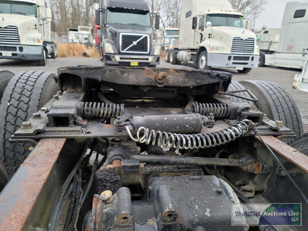 2005 MACK CXN613 TANDEM AXLE TRUCK TRACTOR