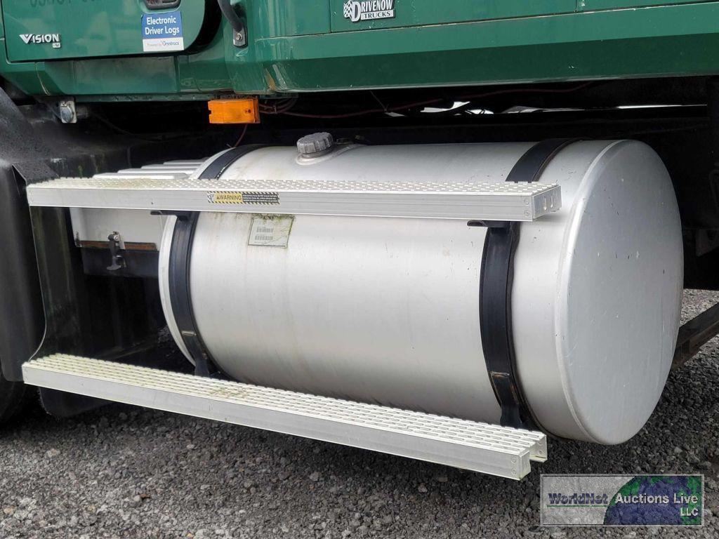 2005 MACK CXN613 TANDEM AXLE TRUCK TRACTOR