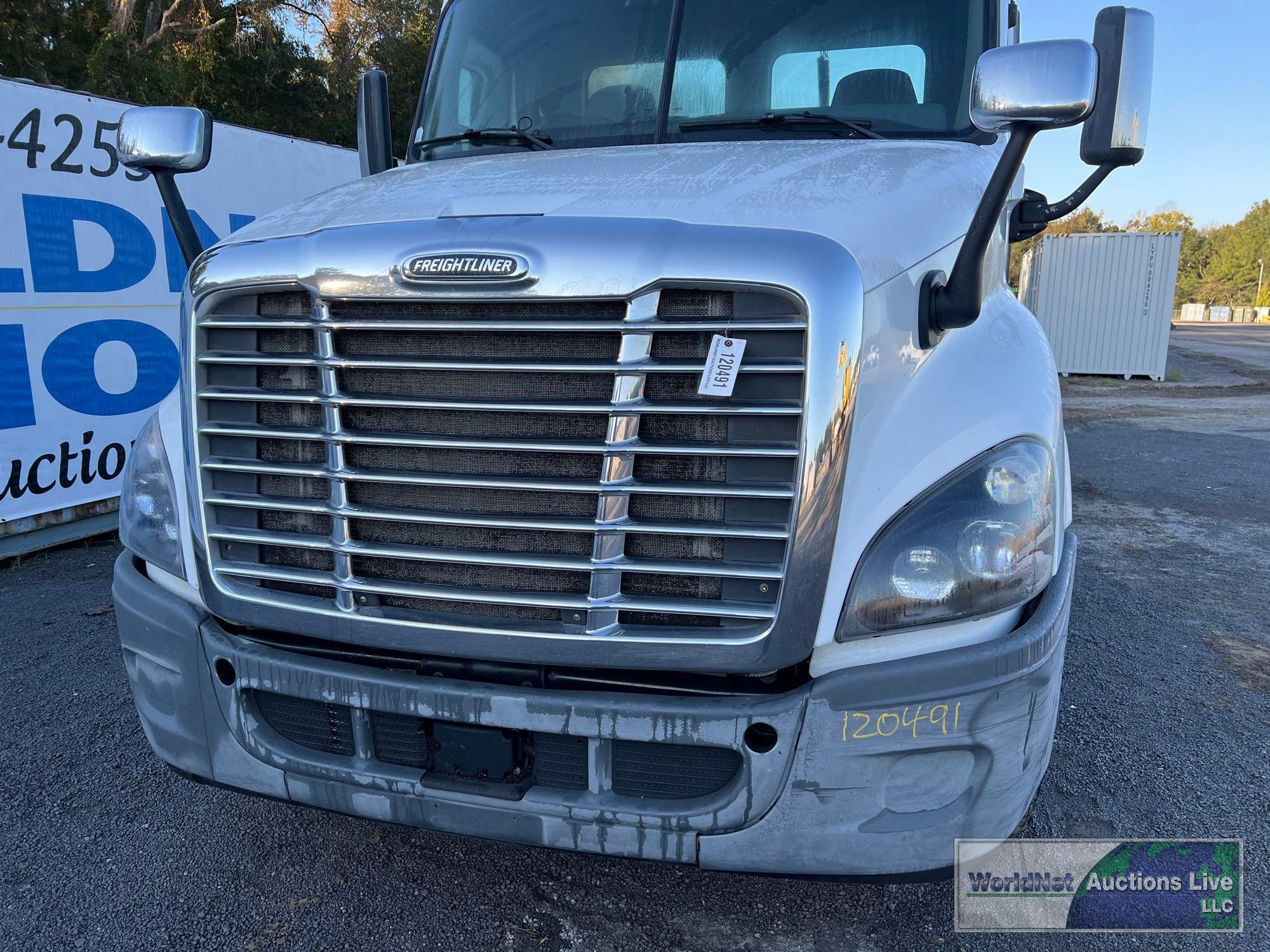 2018 FREIGHTLINER CASCADIA 125 6x2 DAY CAB ROAD TRACTOR, VIN # 1FUGGEDV8JLHB4043