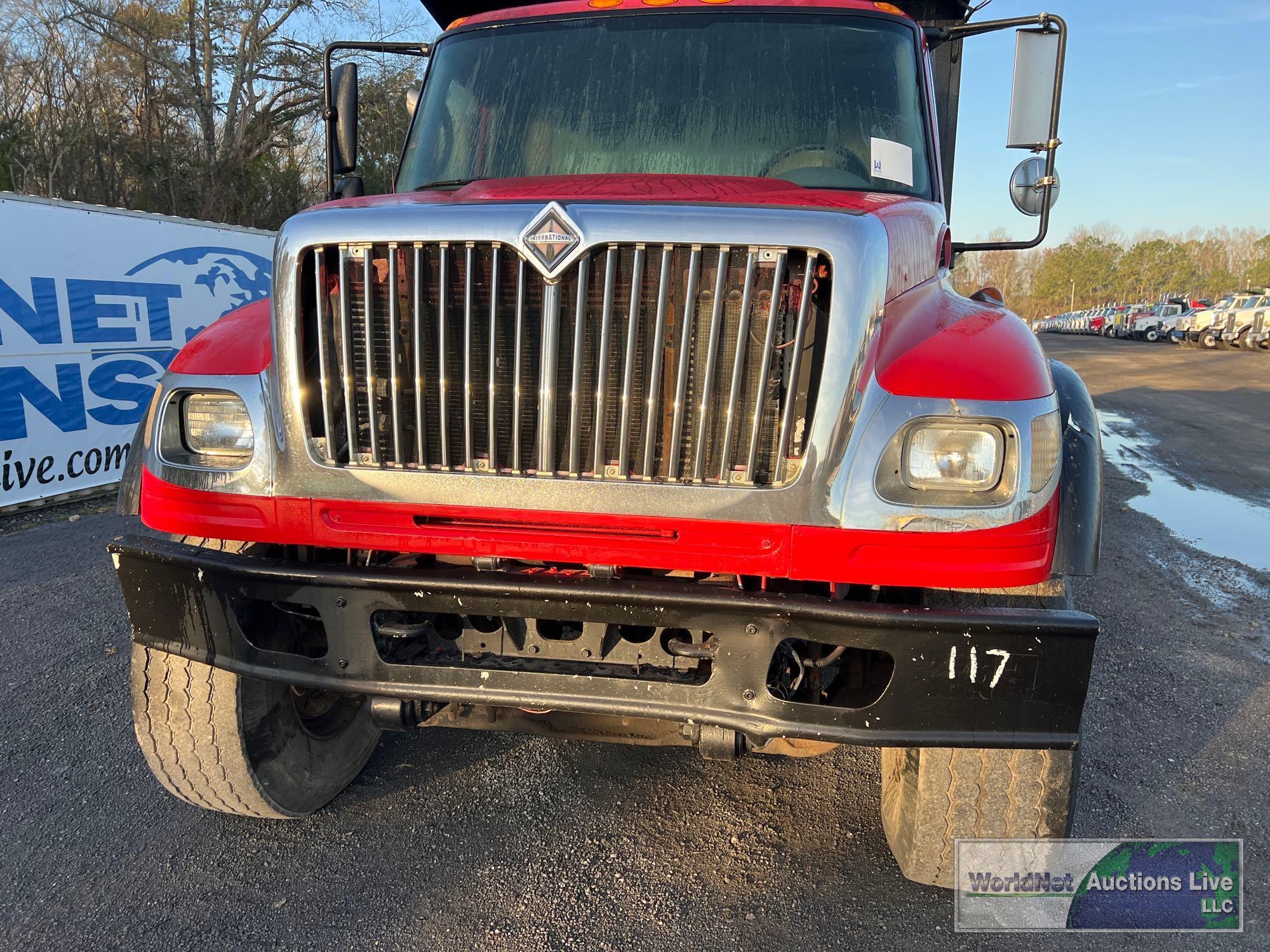 2006 INTERNATIONAL 7600 TRI-AXLE DUMP TRUCK, VIN # 1HSWXAHT66J340564