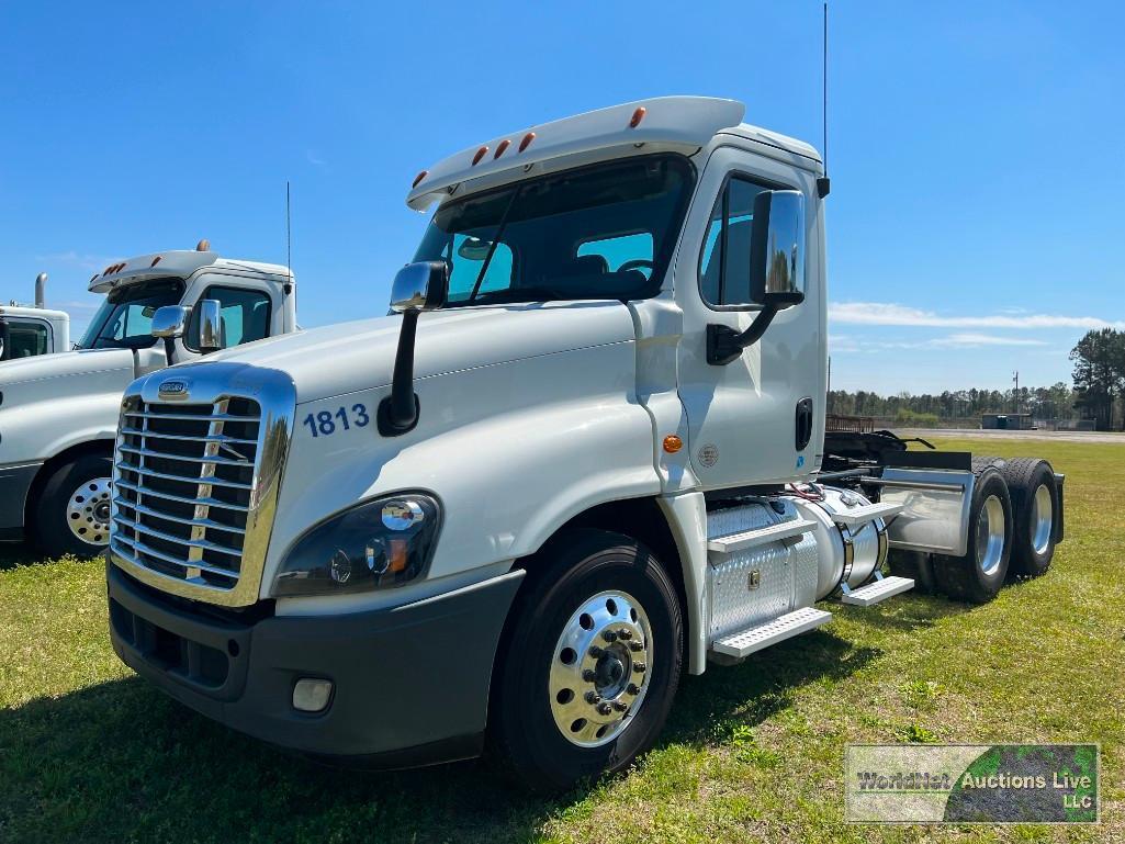 2018 FREIGHTLINER CASCADIA 125 DAY CAB ROAD TRACTOR, VIN # 1FUJGEDV3JLJU4122