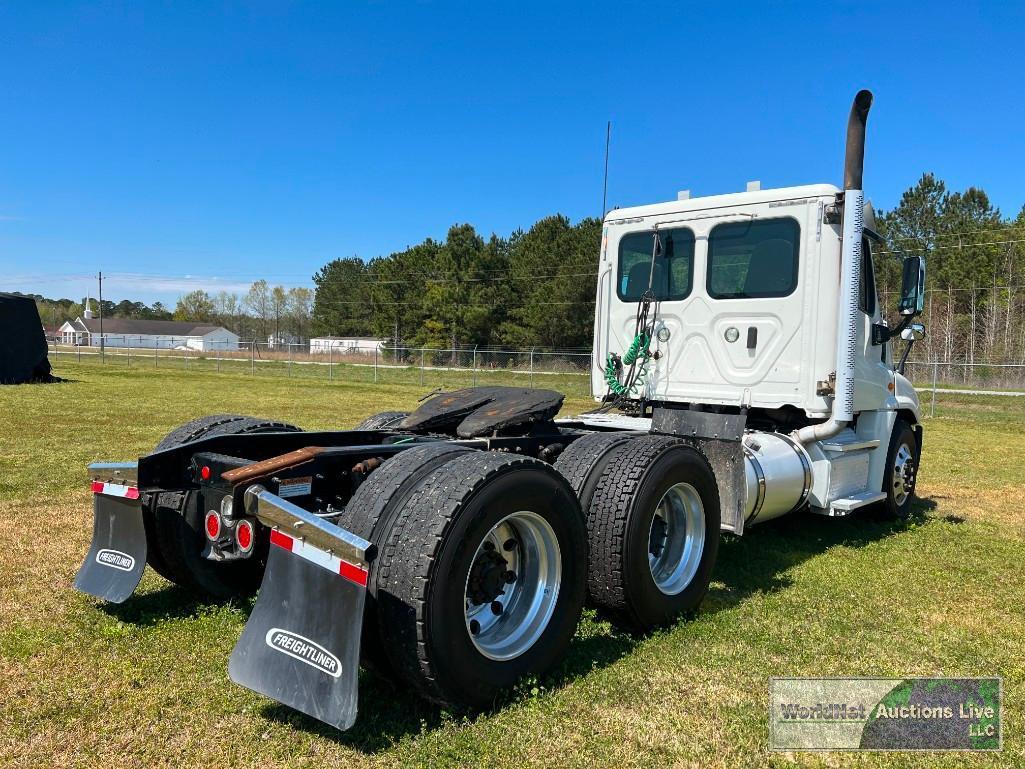 2018 FREIGHTLINER CASCADIA 125 DAY CAB ROAD TRACTOR, VIN # 1FUJGEDV7JLJU4138