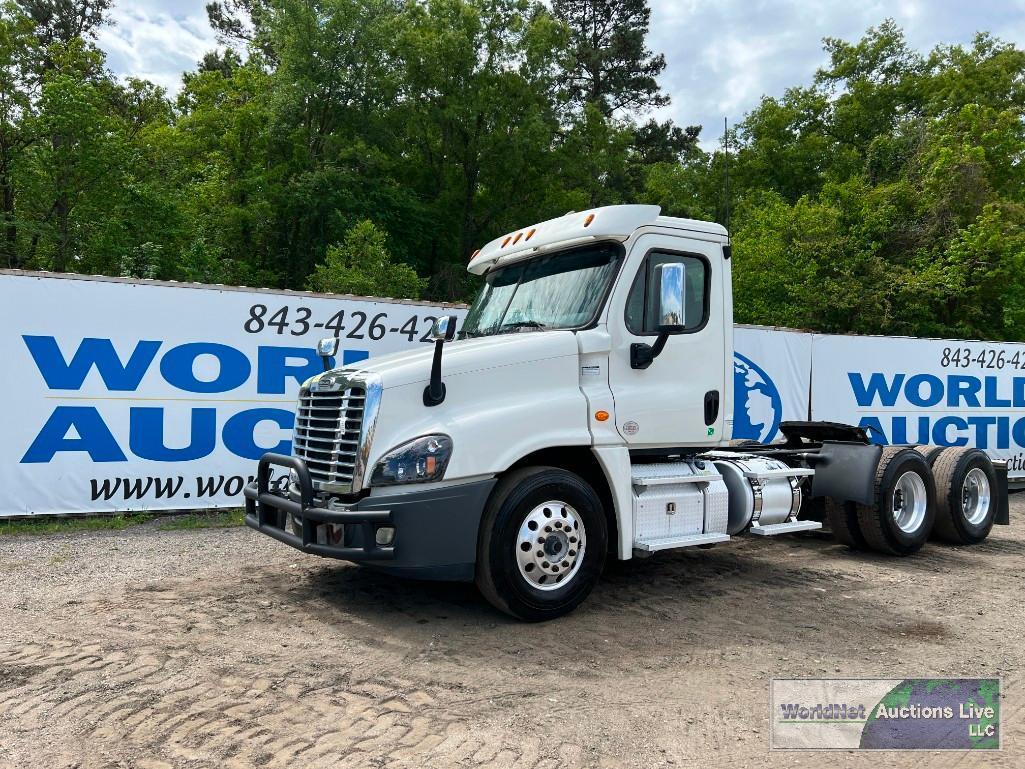 2018 FREIGHTLINER CASCADIA 125 DAY CAB ROAD TRACTOR, VIN # 1FUJGEDV6JLJN4983