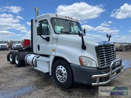 2016 FREIGHTLINER CASCADIA 6x2 DAY CAB ROAD TRACTOR, VIN # 1FUGGEDV3GLHB4007