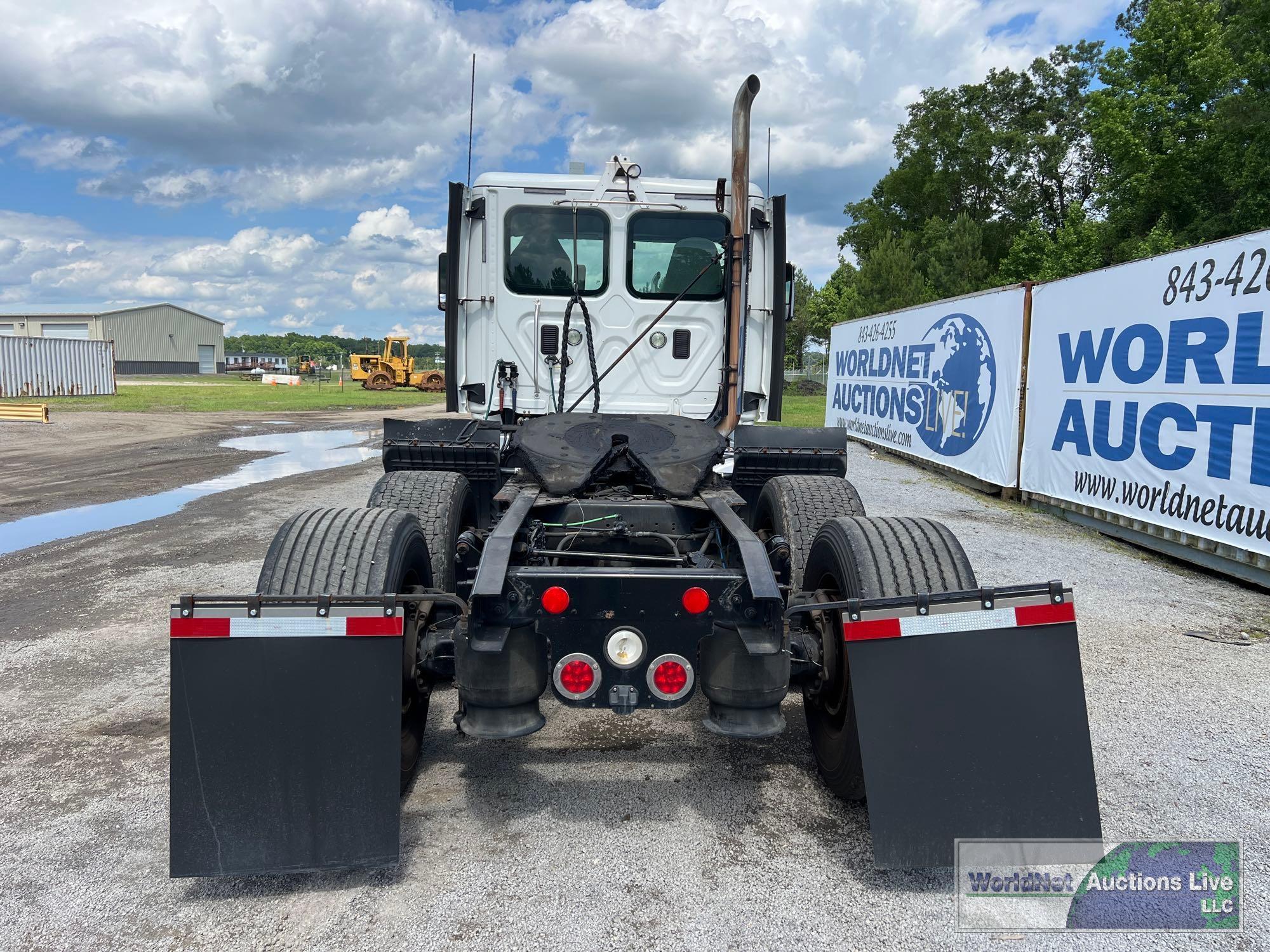 2016 FREIGHTLINER CASCADIA 125 6x2 DAY CAB ROAD TRACTOR, VIN # 1FUGGEDV5GLHB3974