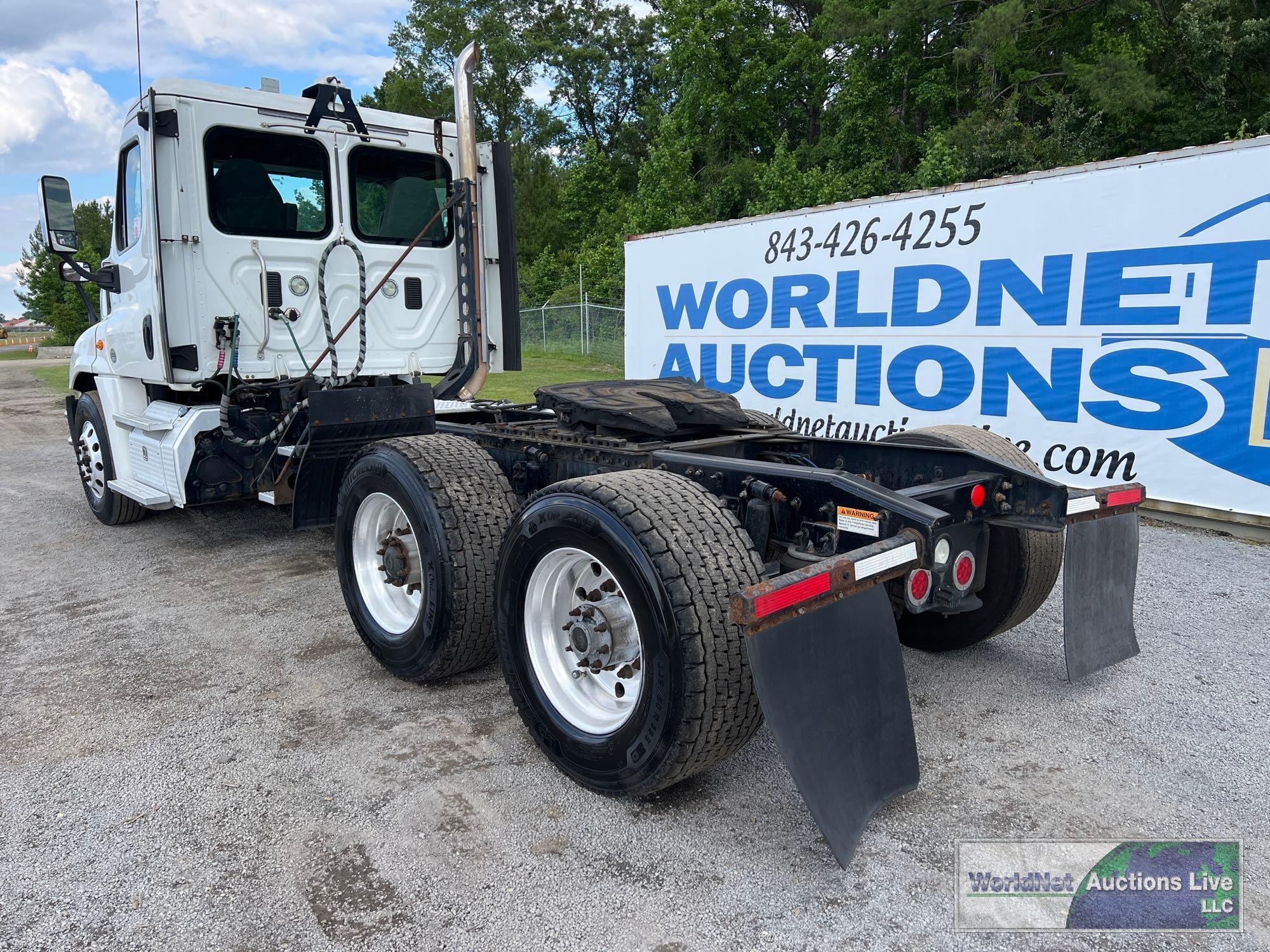 2016 FREIGHTLINER CASCADIA 125 6x2 DAY CAB ROAD TRACTOR, VIN # 1FUGGEDV5GLHB3991