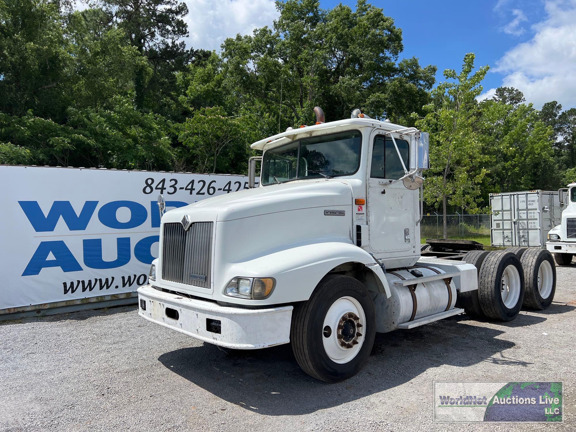 1997 INTERNATIONAL 9200 DAY CAB ROAD TRACTOR, VIN # 2HSFMAMR5VC031555