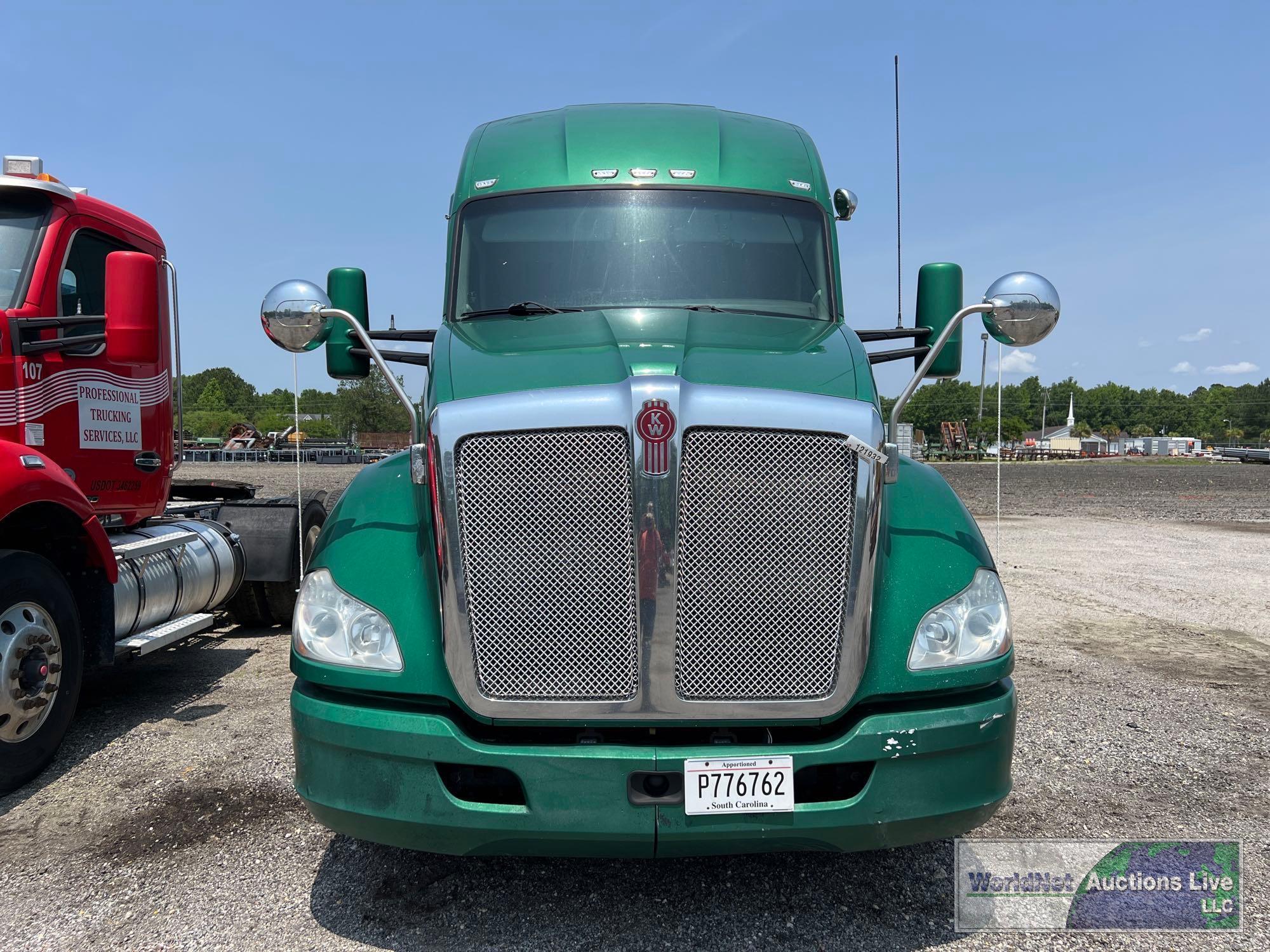 2014 KENWORTH T680 SLEEPER TRUCK, VIN # 1XKYD49X5EJ389349