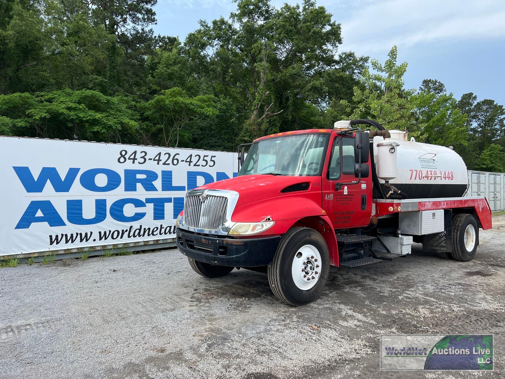 2003 INTERNATIONAL 4400 VAC TRUCK, VIN # 1HTMKAAN13H569539