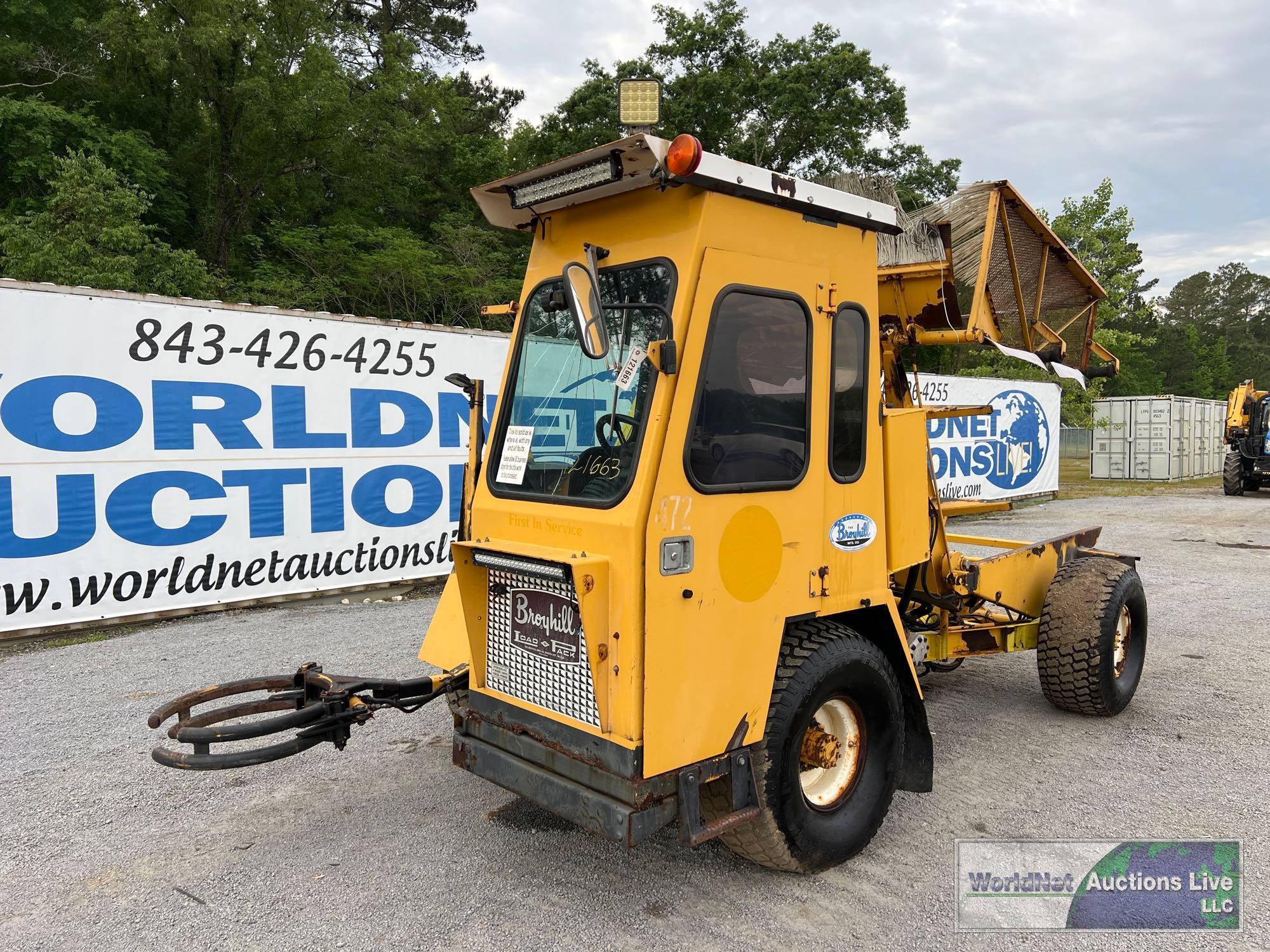 2013 BROYHILL LOAD-N-PACK WASTE TRUCK SN-1304158-5.13