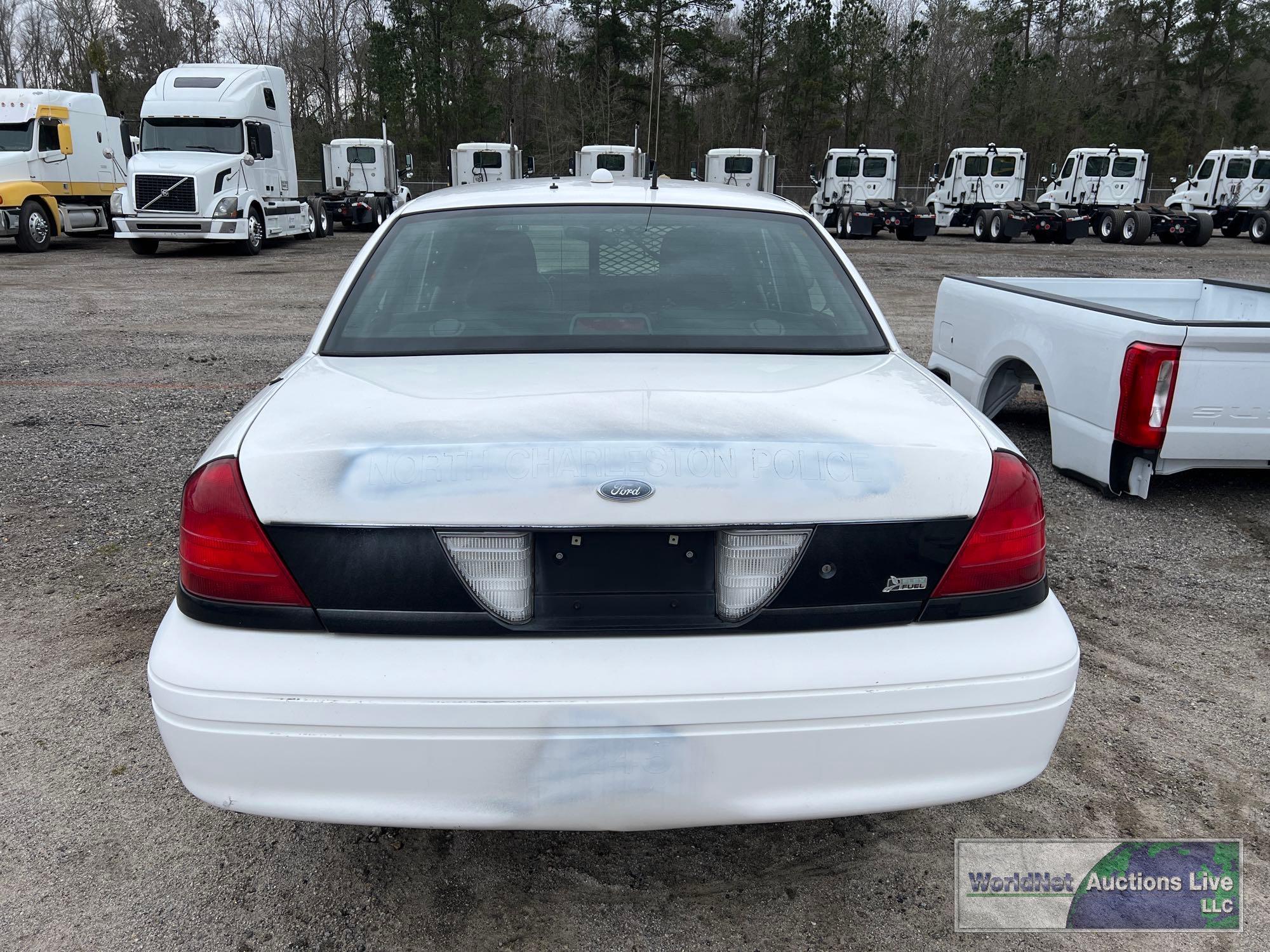 2011 FORD CROWN VICTORIA PASSENGER CAR, VIN # 2FABP7BV5BX115645